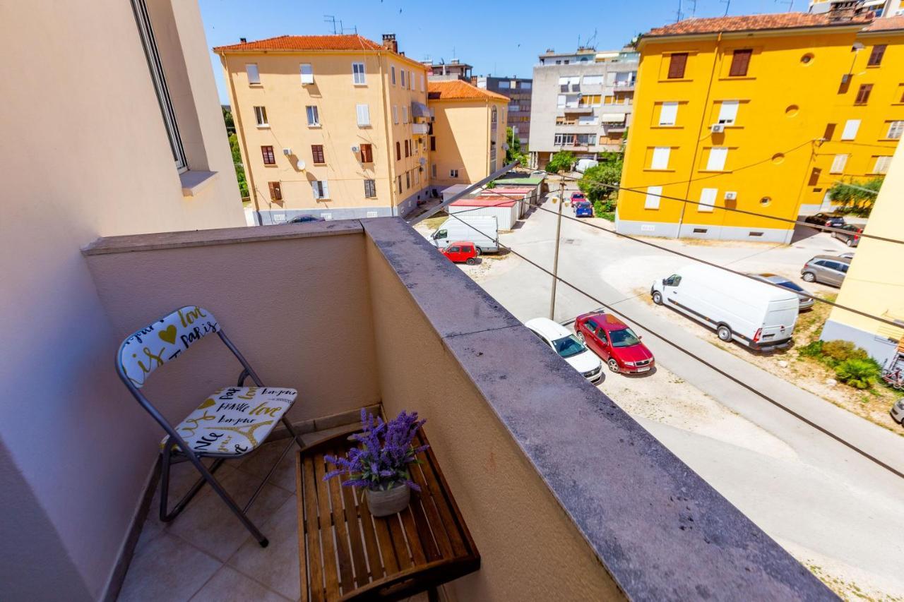 Vale Apartment With Balcony Zadar Ngoại thất bức ảnh
